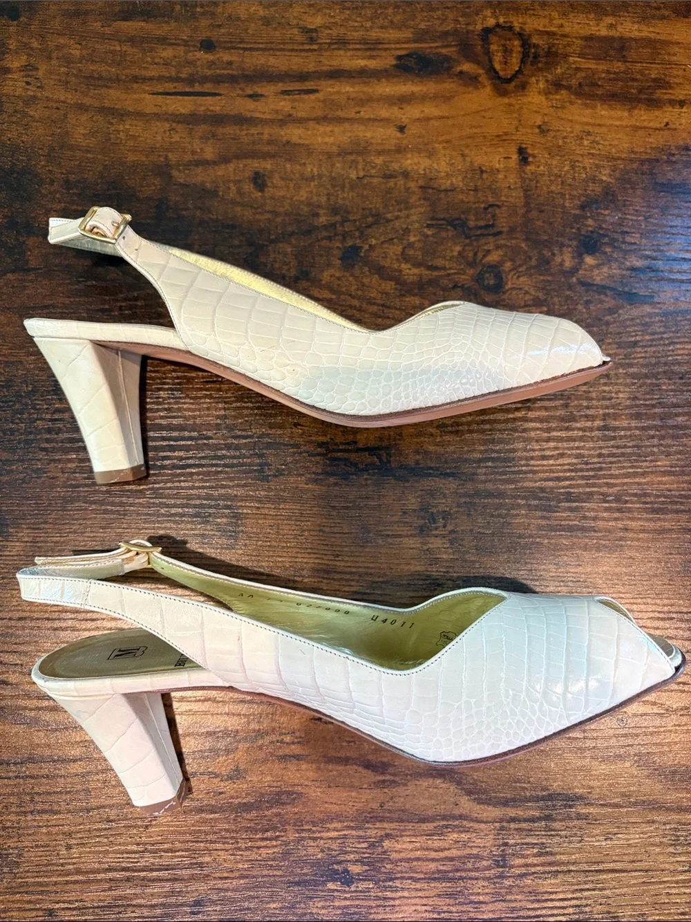 Bruno Magli classic cream